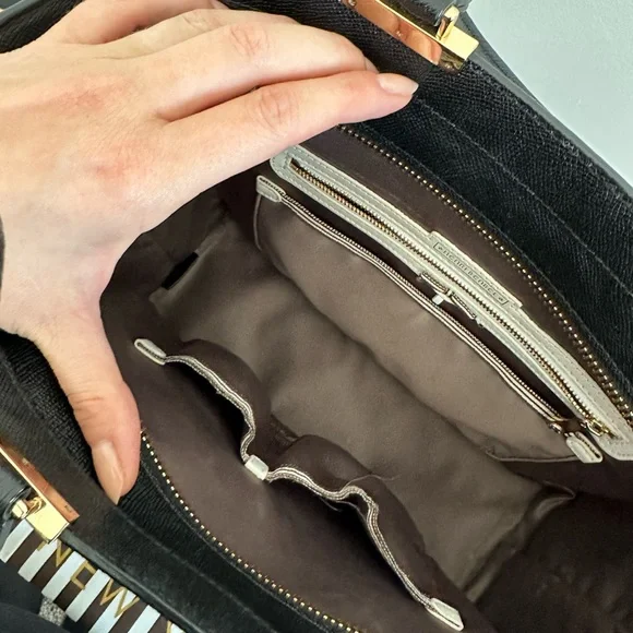 Henri Bendel “The Gotham Tote”, Black Leather - Picture 5 of 14